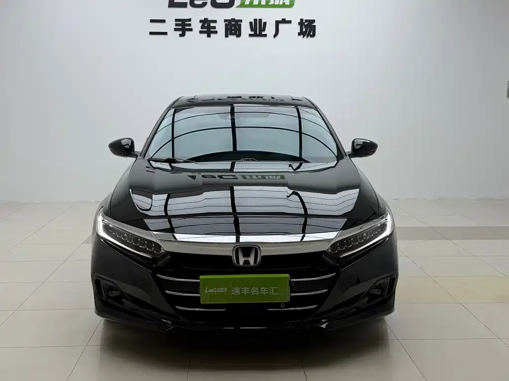 Honda Accord — фото 5