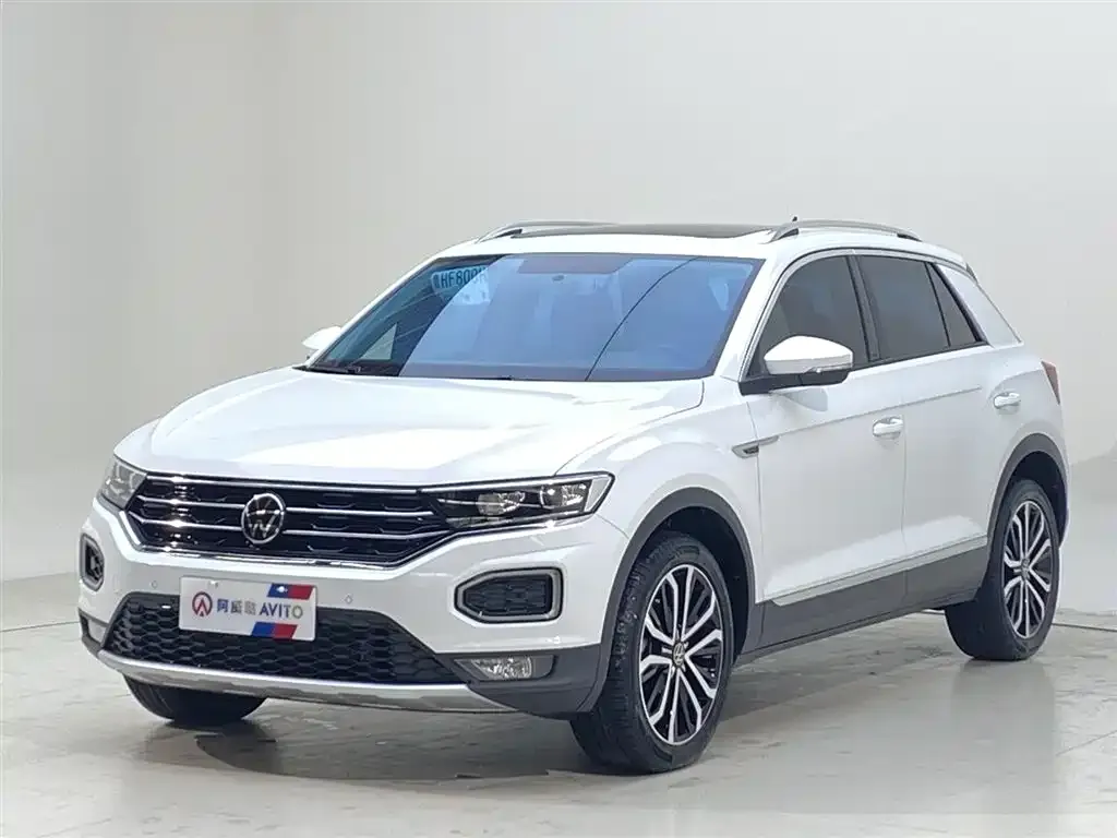 Volkswagen T-Roc — фото 1