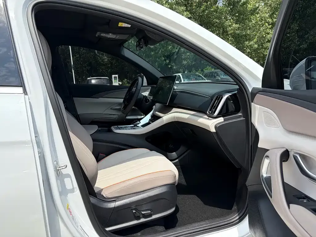 BYD Pro New Energy — фото 6