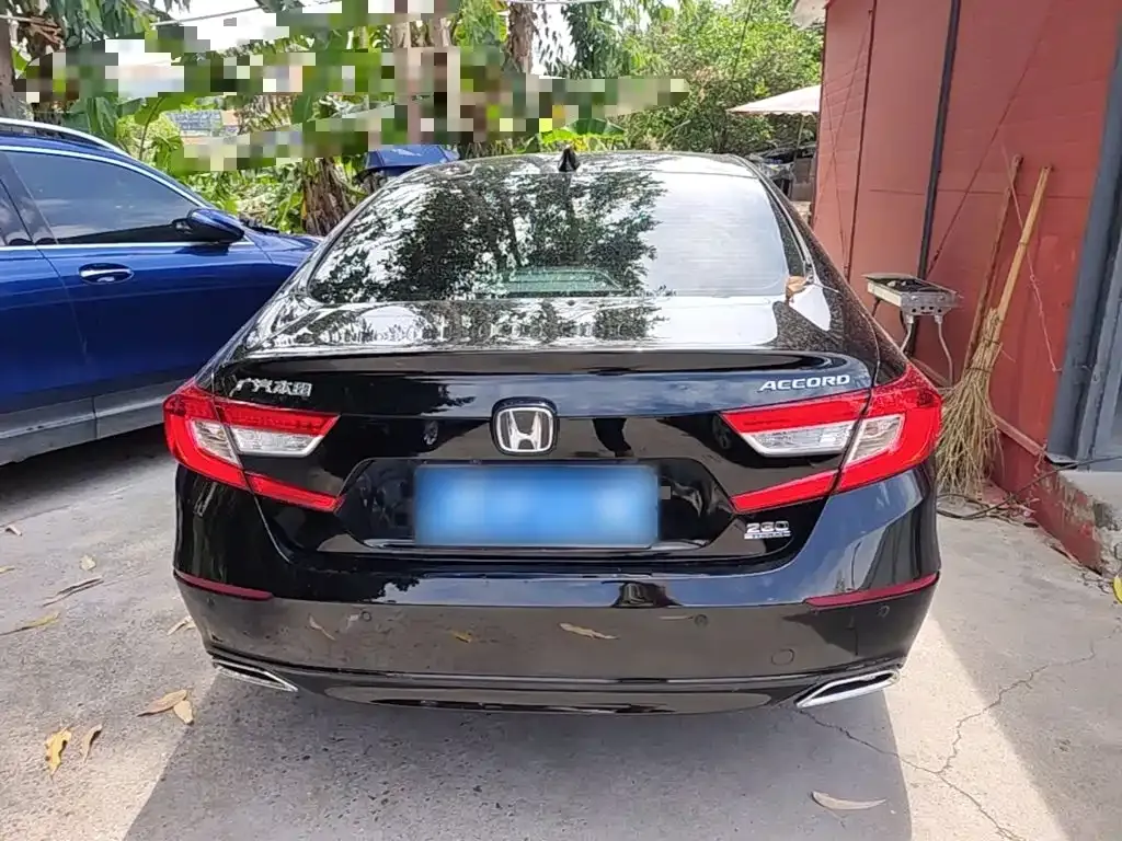 Honda Accord — фото 3