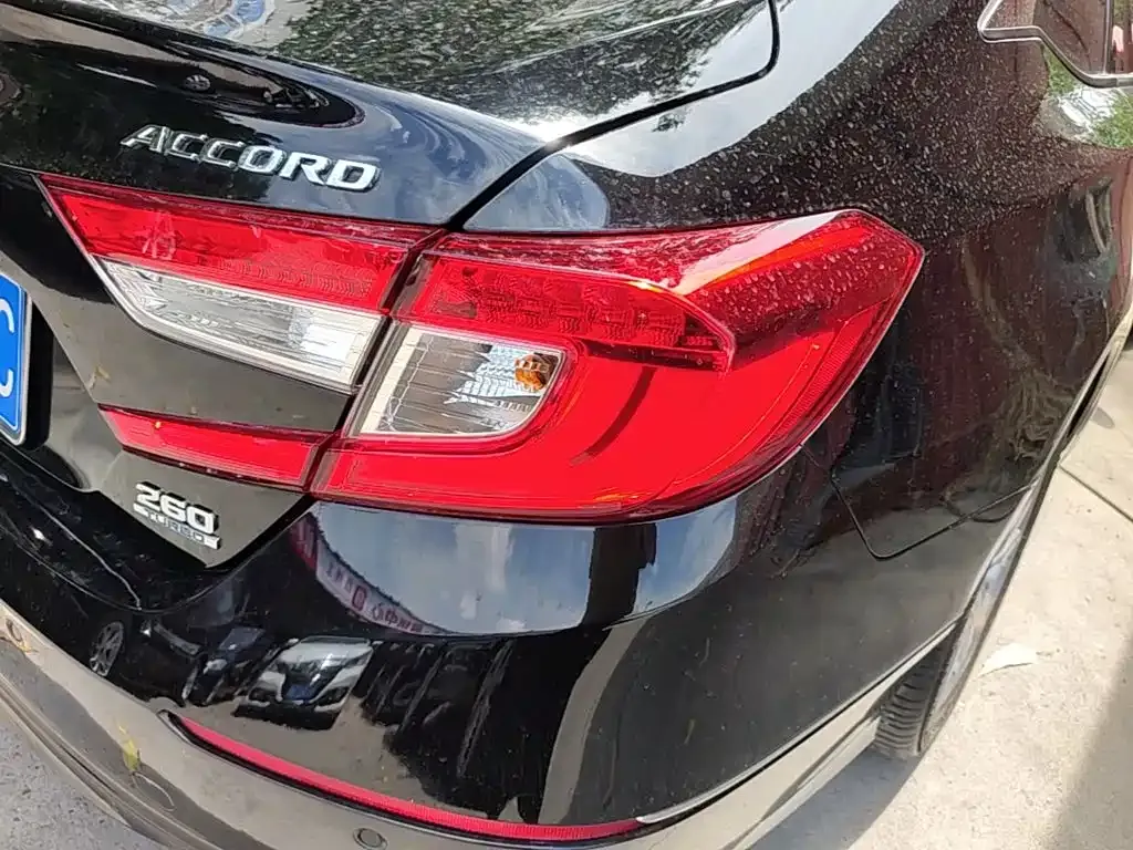 Honda Accord — фото 6