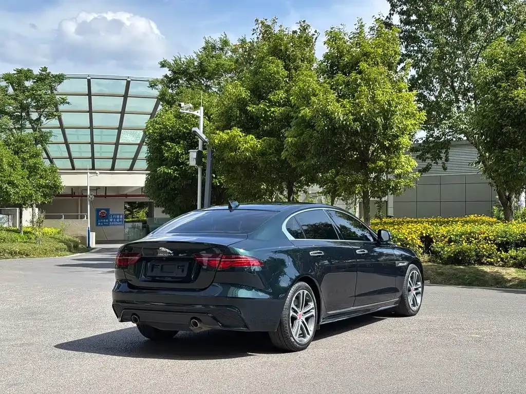 Jaguar XEL — фото 3
