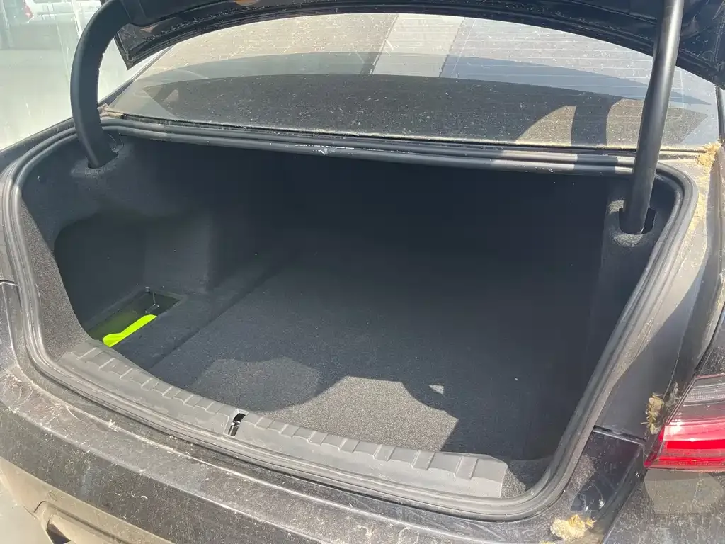 BMW 3 Series 2025 из CN, фото 6