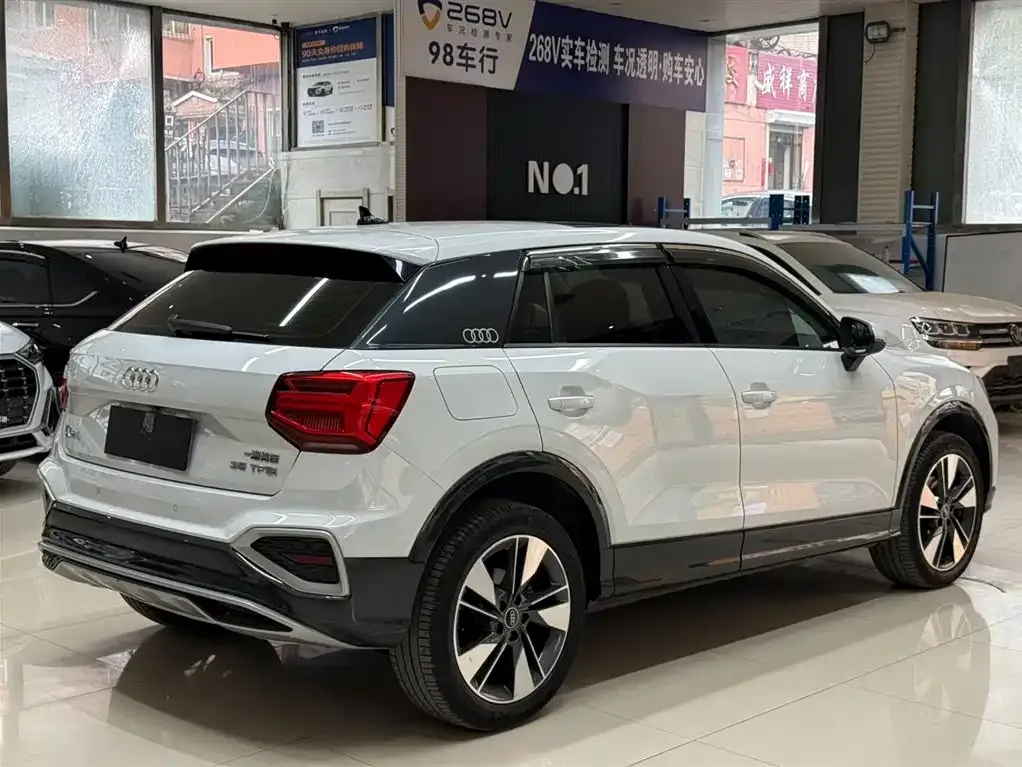 Audi Q2L 2022 из CN, фото 9