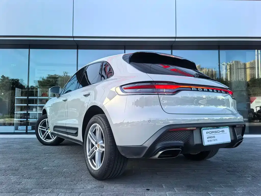 Porsche Macan — фото 8