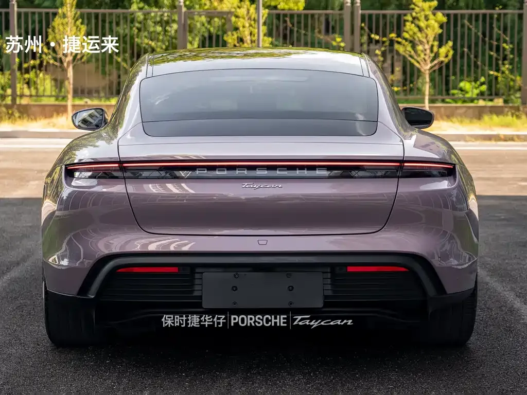 Porsche Taycan — фото 6
