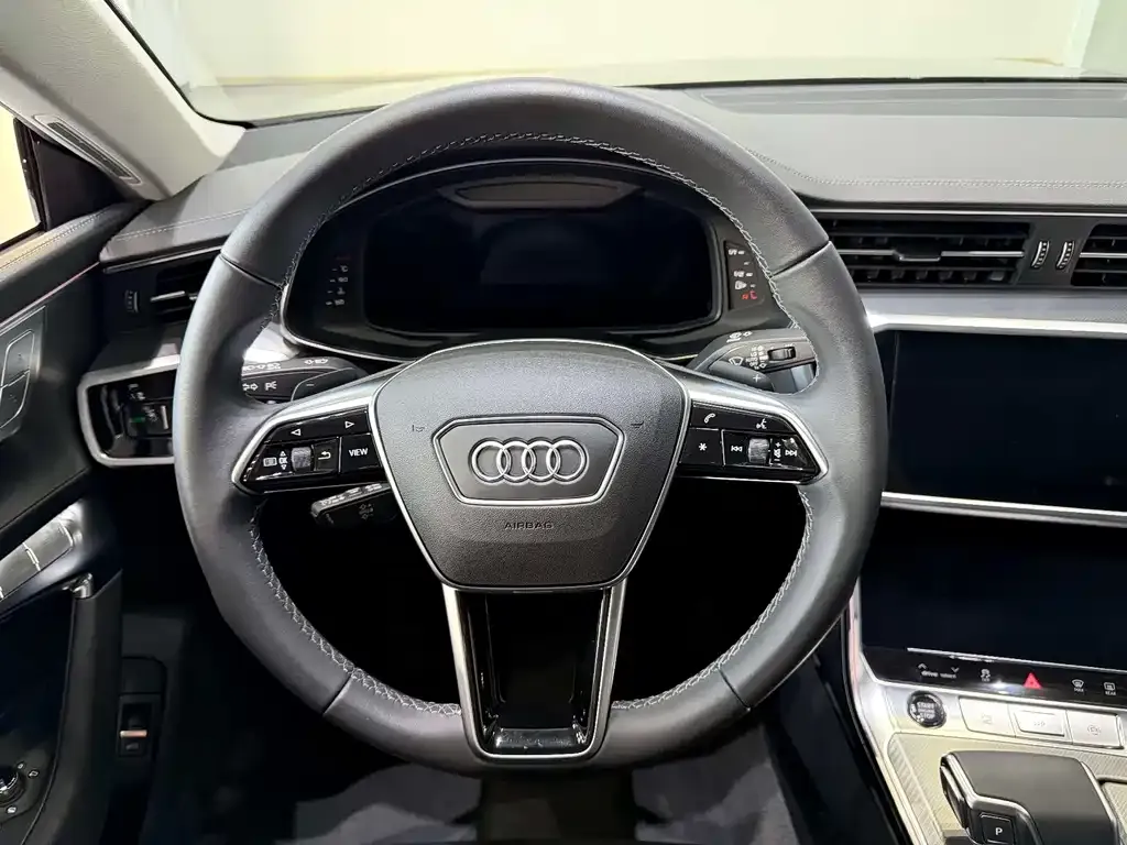Audi A7 — фото 5
