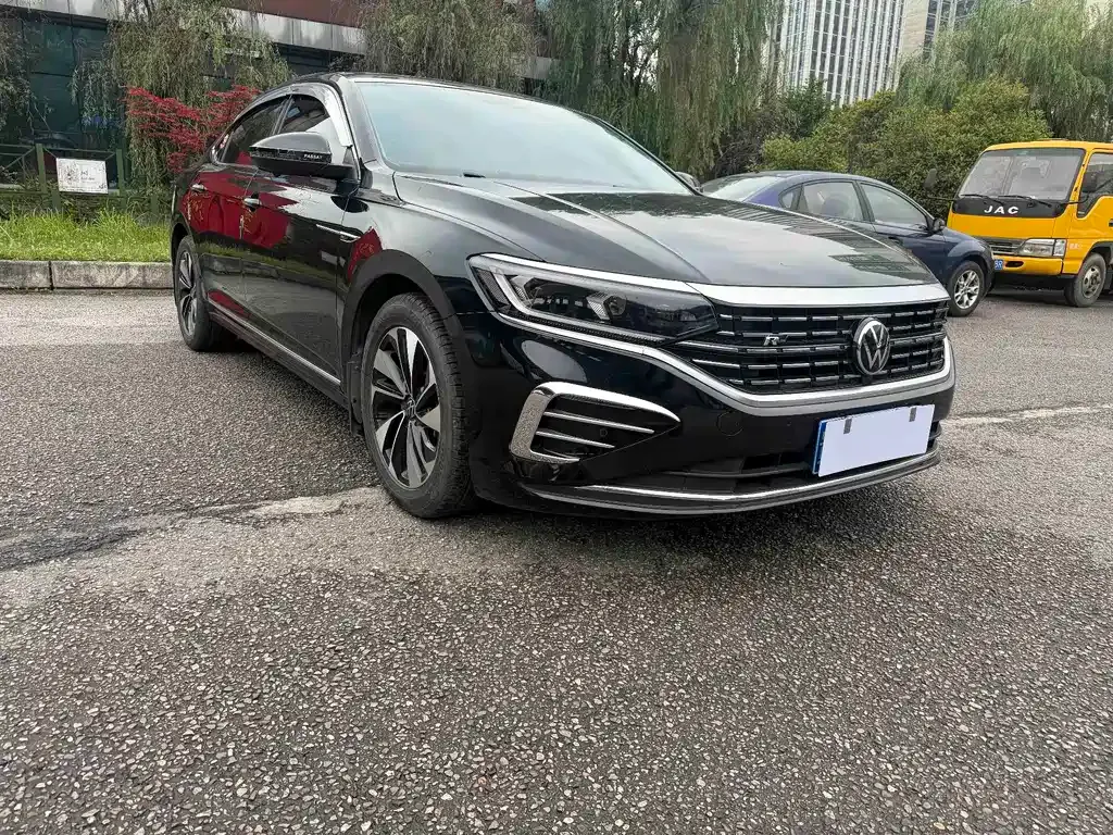 Volkswagen Passat 2022 из CN, фото 6
