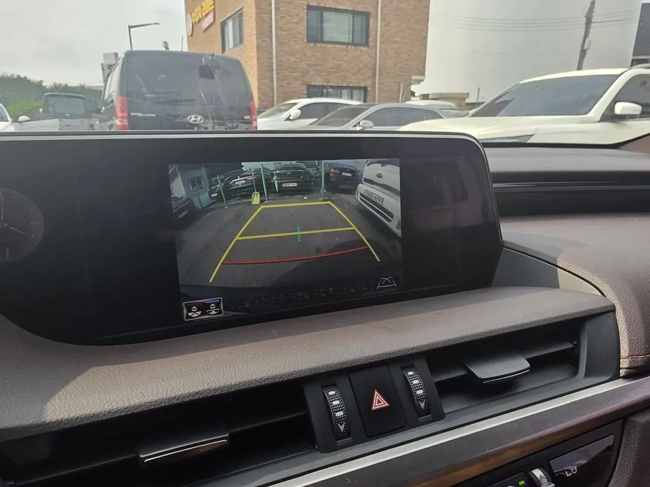 Lexus ES 2021 из KR, фото 4
