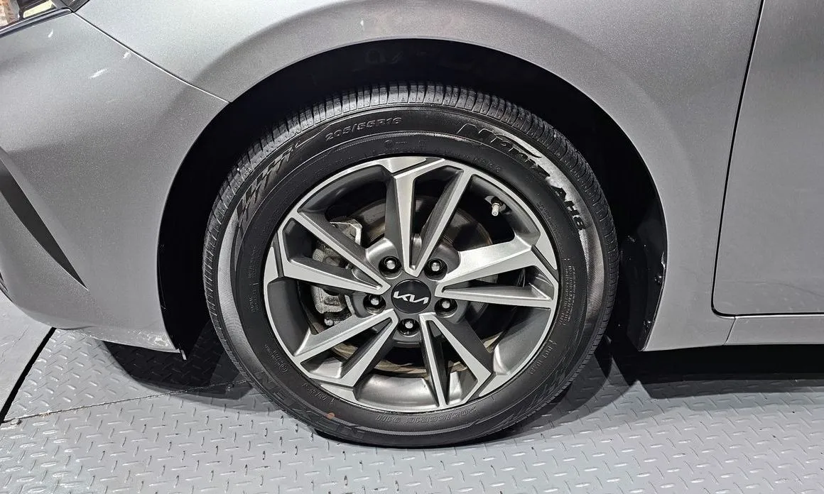 Kia K3 2024 из KR, фото 4