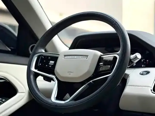 Land Rover Evoque — фото 7