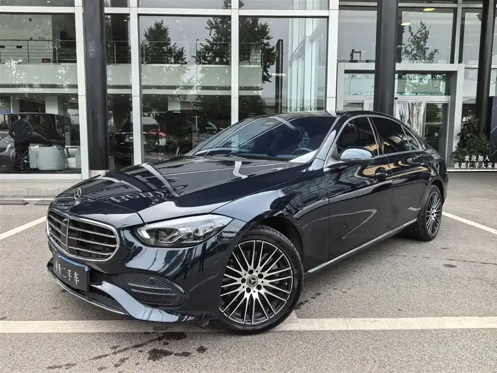 Mercedes-Benz C-Class — фото 1
