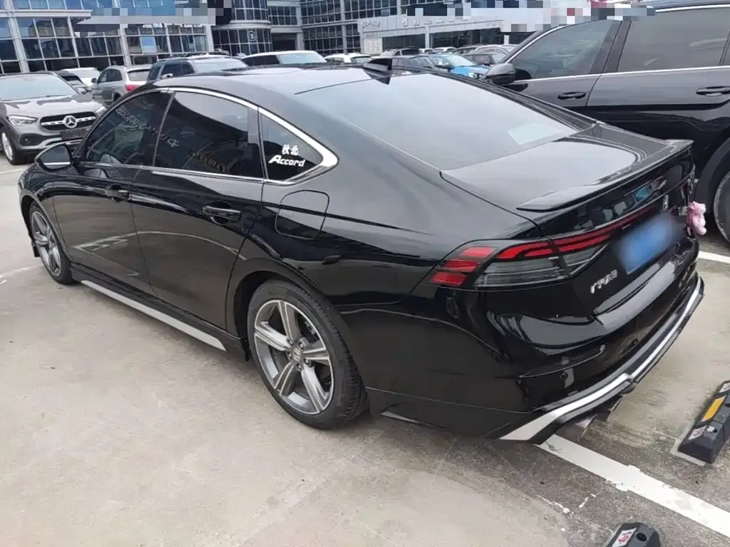 Honda Accord — фото 2