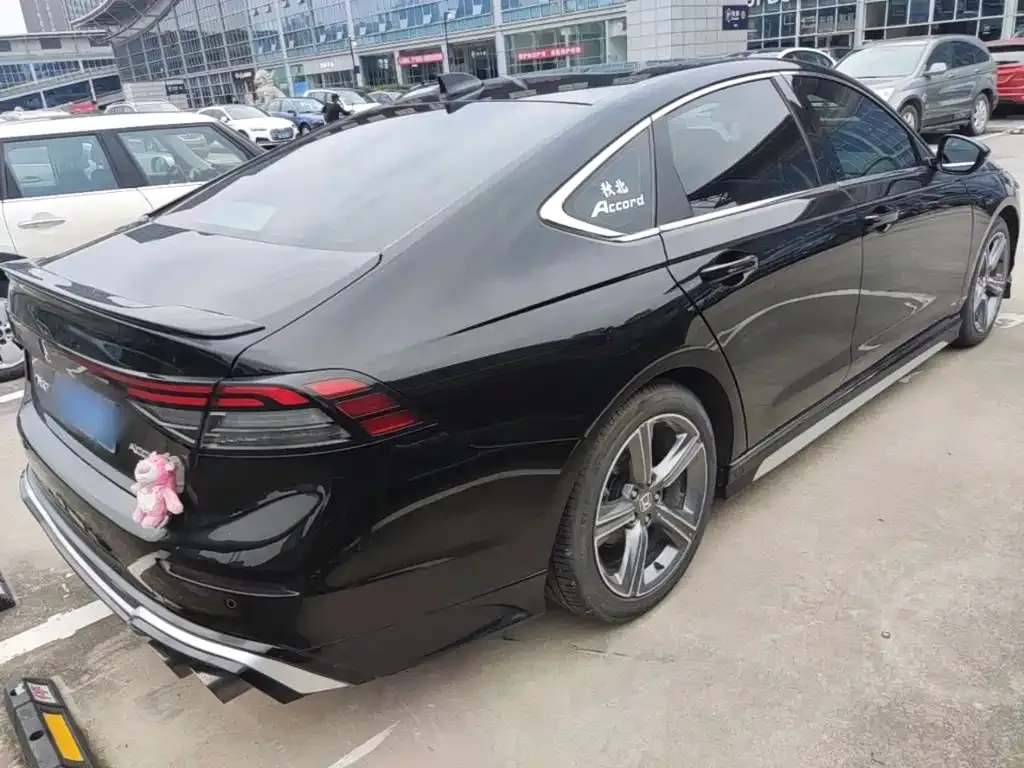 Honda Accord — фото 5
