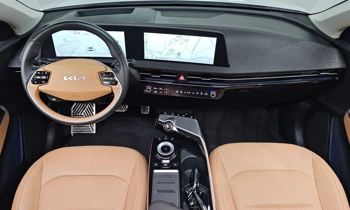 Kia EV6 2023 из KR, фото 10