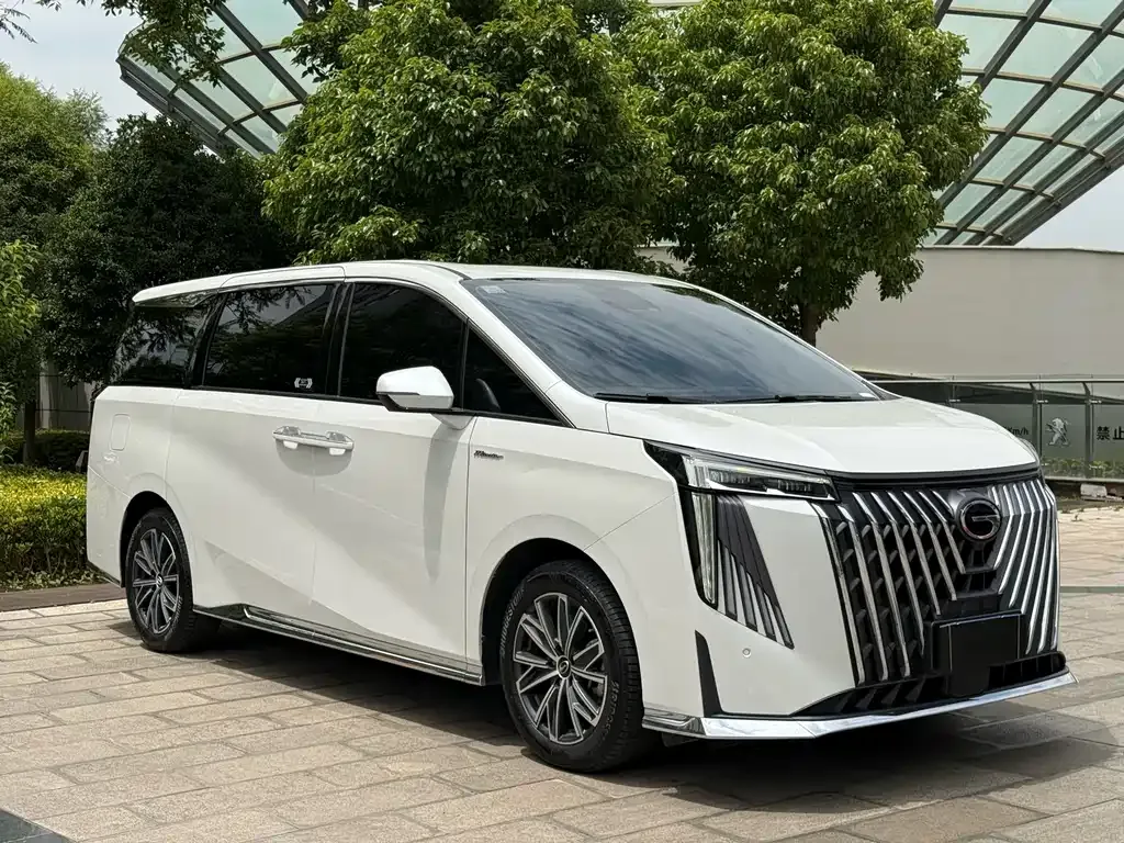 GAC Motor Trumpchi M8 — фото 7