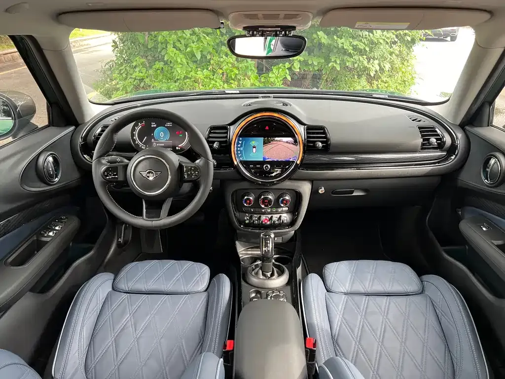 MINI Clubman — фото 4