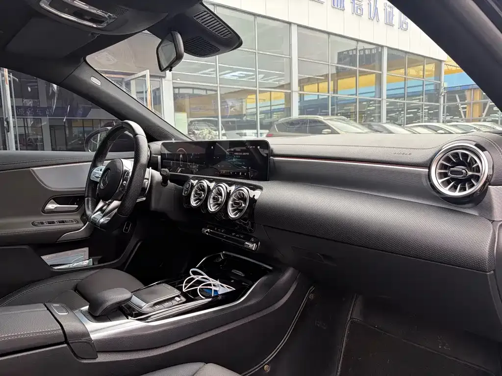 Mercedes-Benz A-Class AMG — фото 7