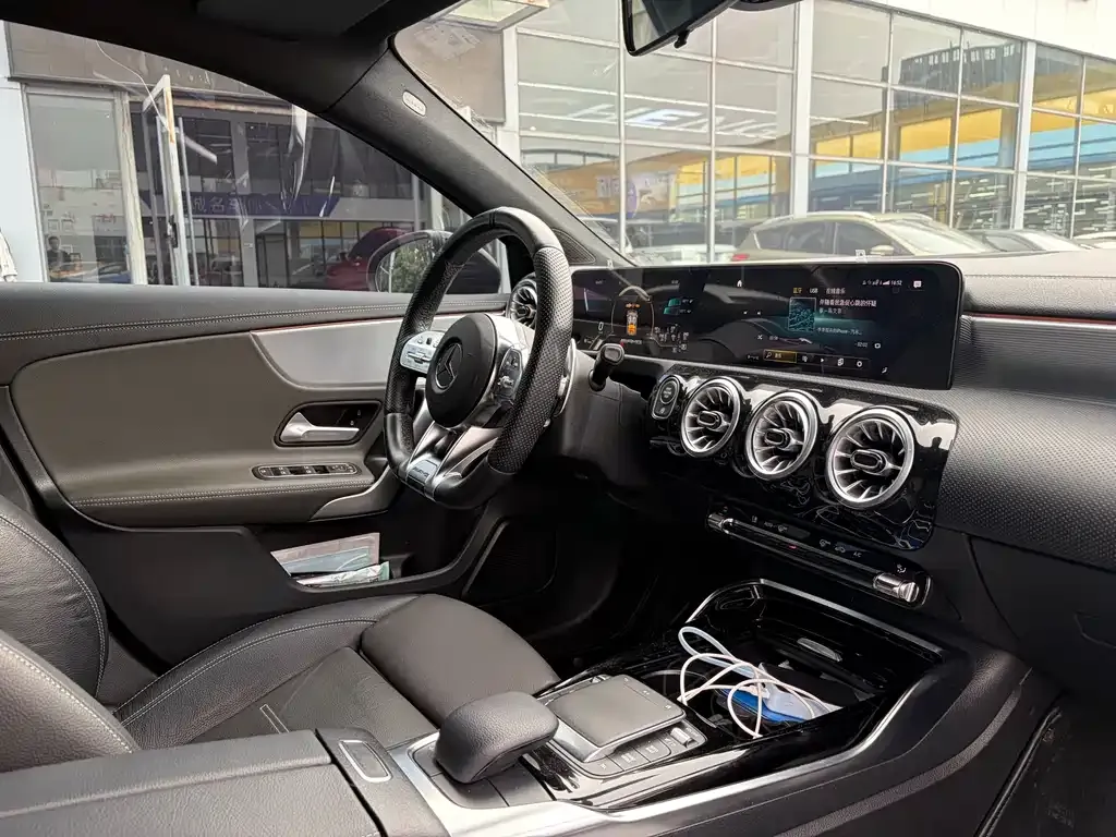 Mercedes-Benz A-Class AMG — фото 8