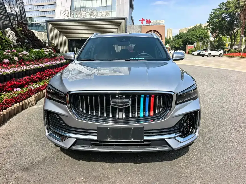 Geely Xingyue L — фото 9