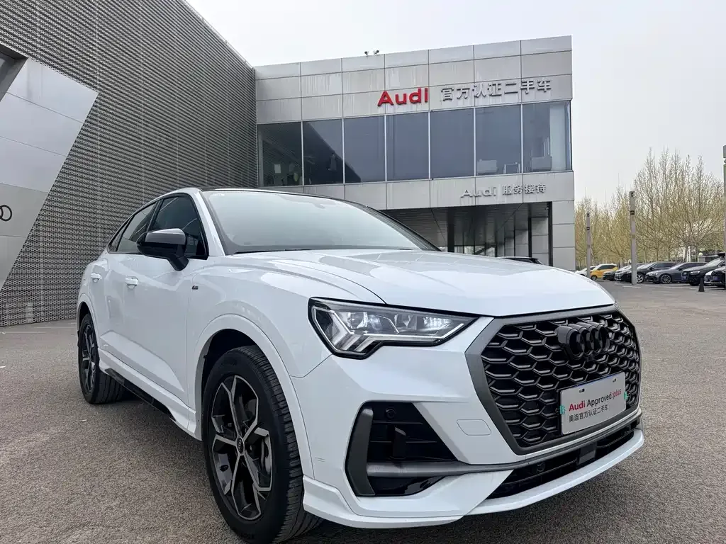 Audi Q3 Sportback — фото 6