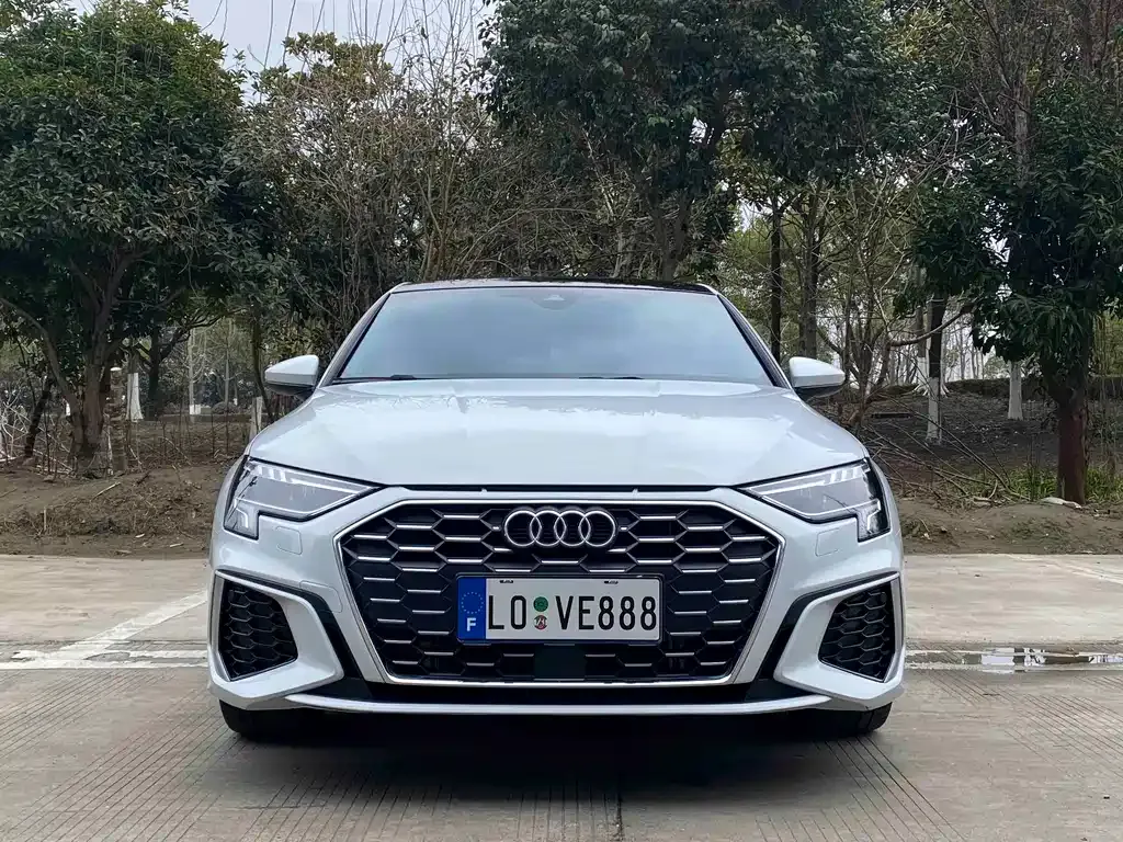 Audi A3 2024 из CN, фото 5
