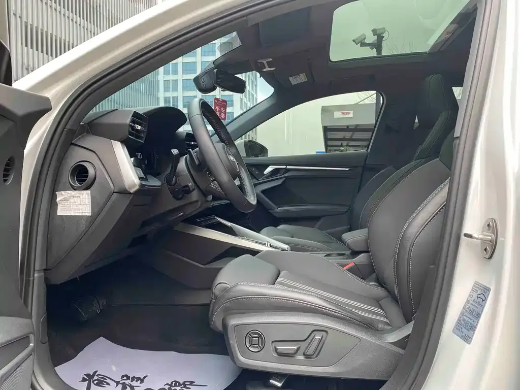 Audi A3 2024 из CN, фото 9