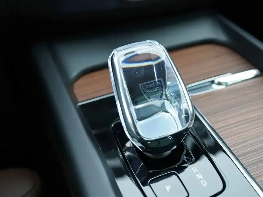 Volvo XC60 2024 из CN, фото 7