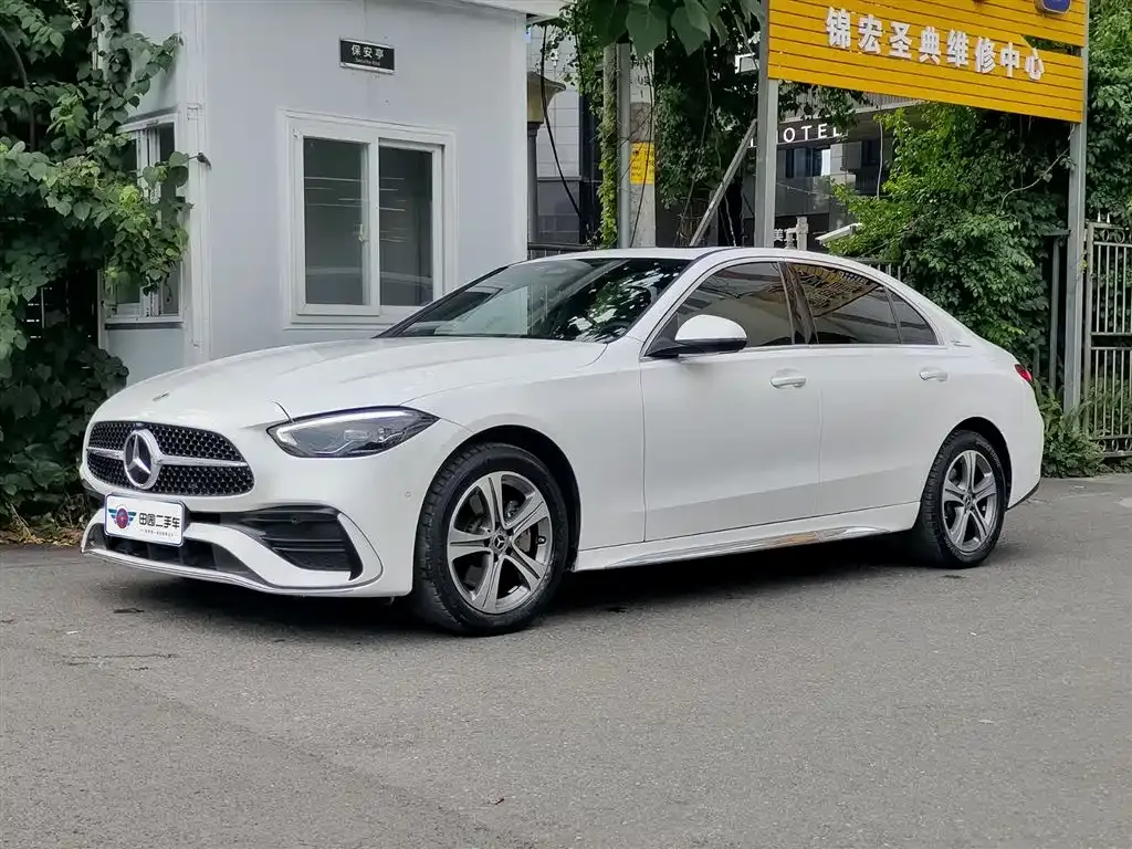 Mercedes-Benz C-Class — фото 1