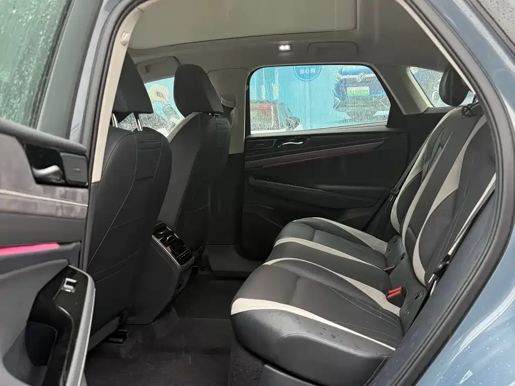 Volkswagen ID.7 VIZZION 2024 из CN, фото 9