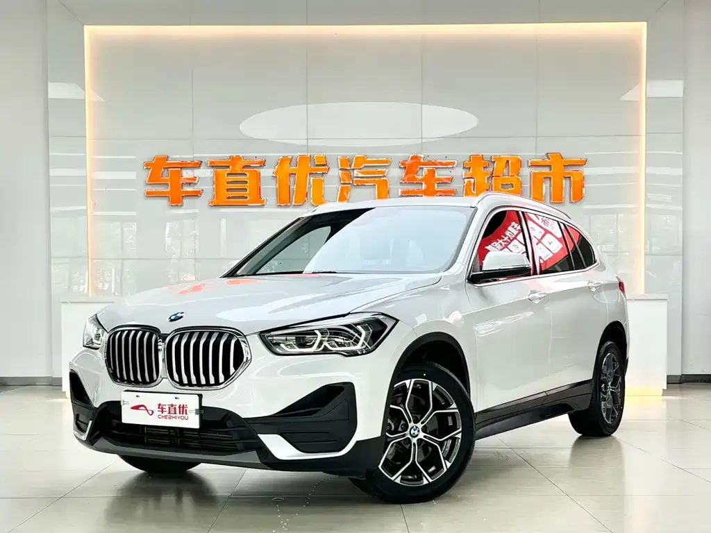 BMW X1 — фото 1