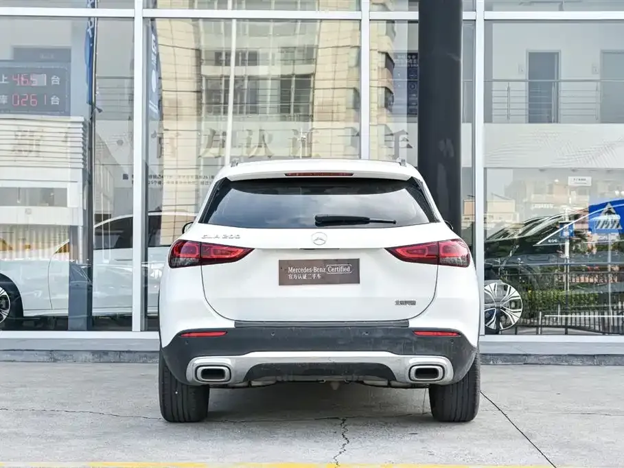 Mercedes-Benz GLA — фото 9