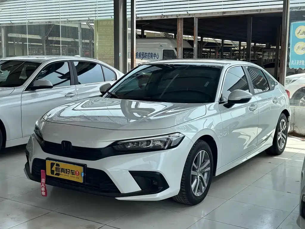 Honda Civic — фото 1