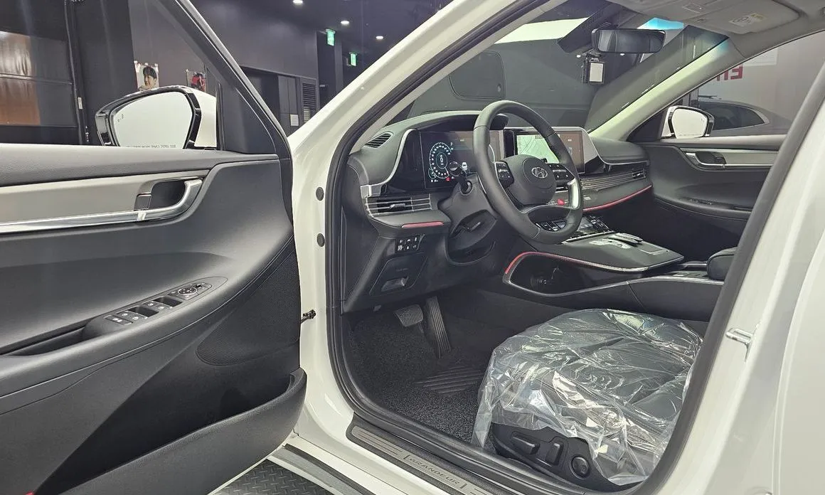 Hyundai Grandeur 2022 из KR, фото 9