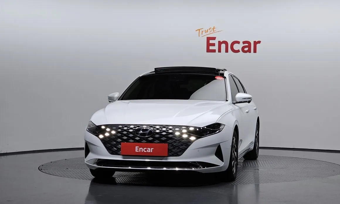 Hyundai Grandeur 2022 из KR, фото 2