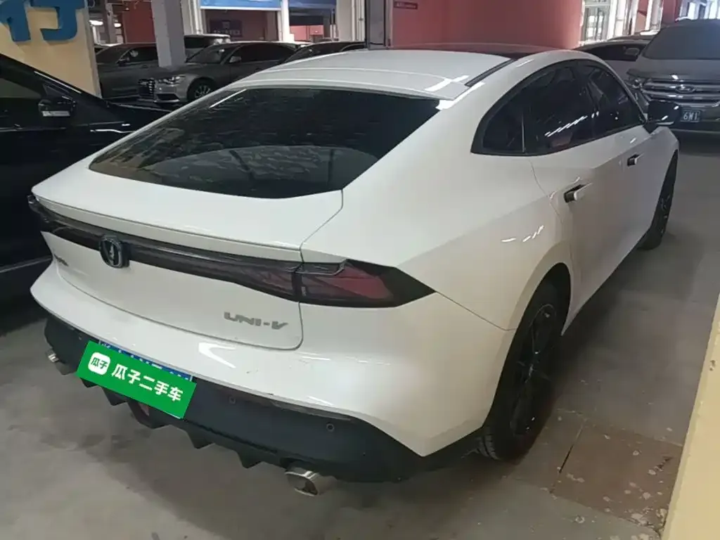 Changan UNI-V 2024 из CN, фото 7