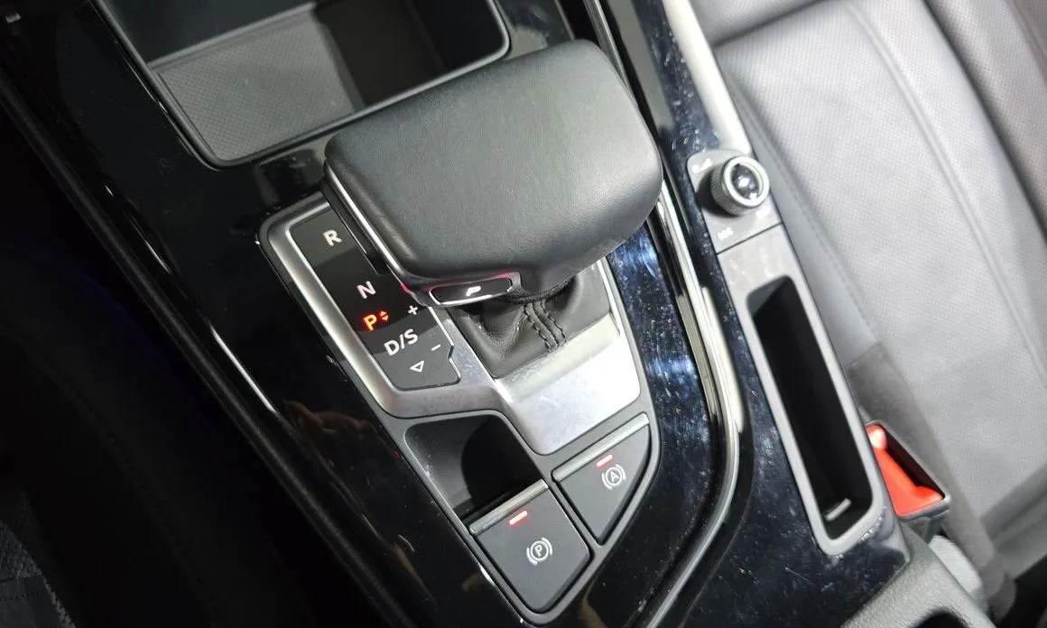 Audi A4 2021 из KR, фото 5