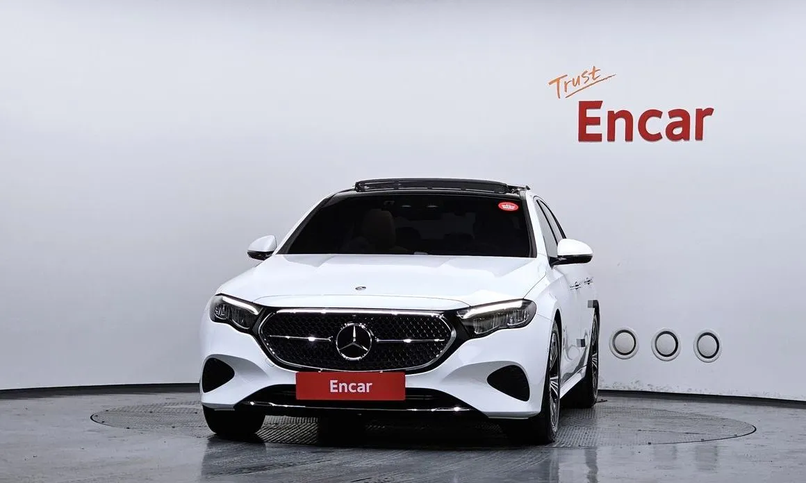 Mercedes-Benz E-Class 2024 из KR, фото 2