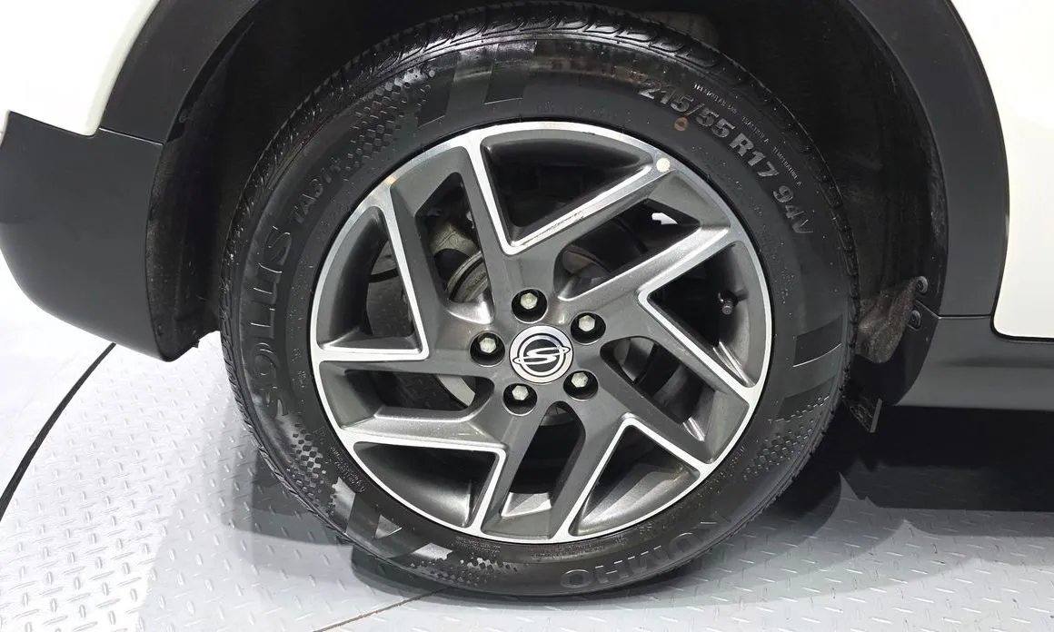 KG Mobility (Ssangyong) TIBOLI 2022 из KR, фото 6