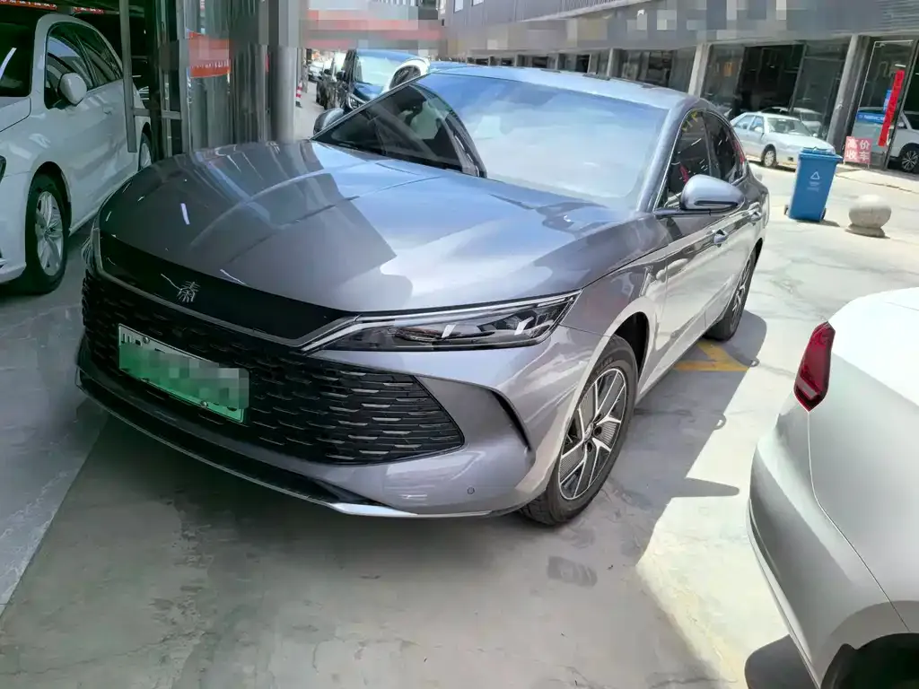 BYD Qin L — фото 1