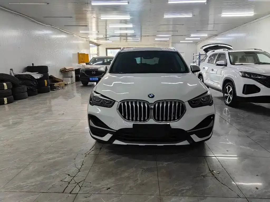 BMW X1 — фото 2