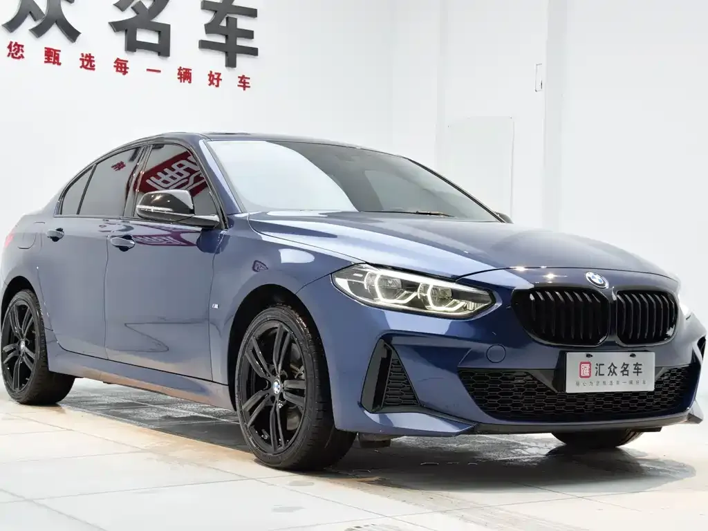 BMW 1 Series 2021 из CN, фото 4