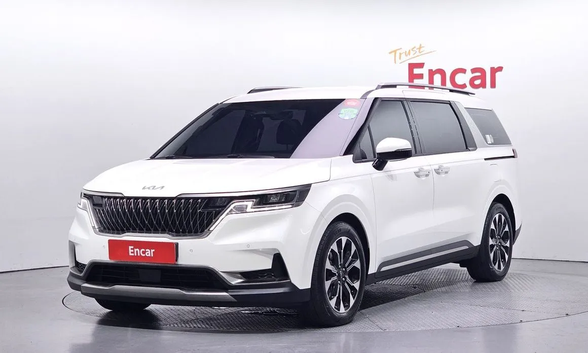 Kia Carnival 2023 из KR, фото 1