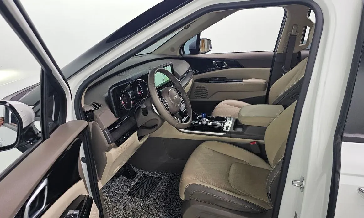 Kia Carnival 2023 из KR, фото 8