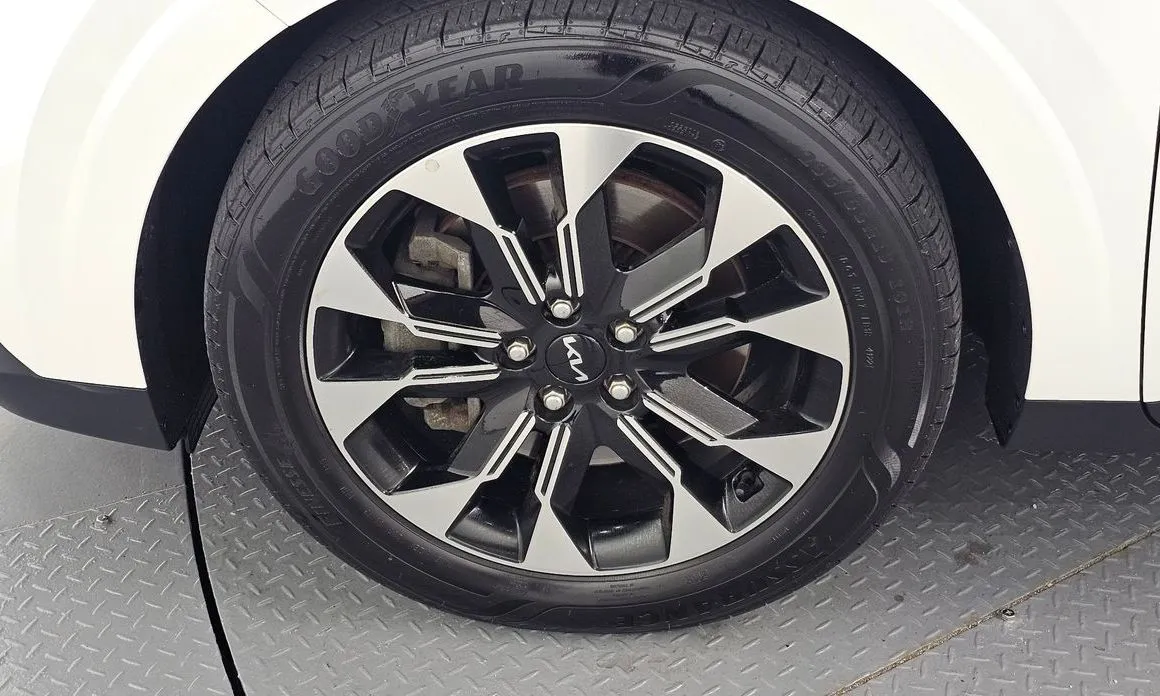 Kia Carnival 2023 из KR, фото 5