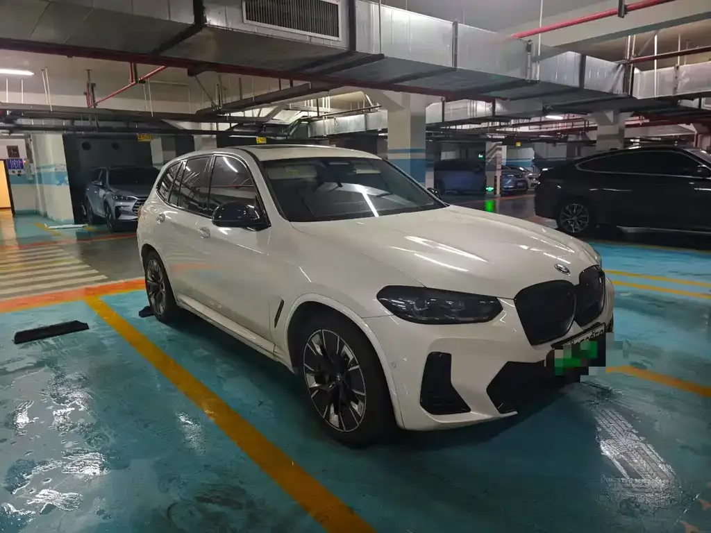 BMW iX3 2023 из CN, фото 9