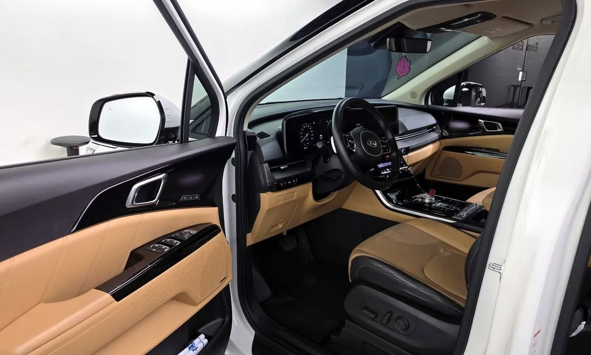 Kia Carnival — фото 10