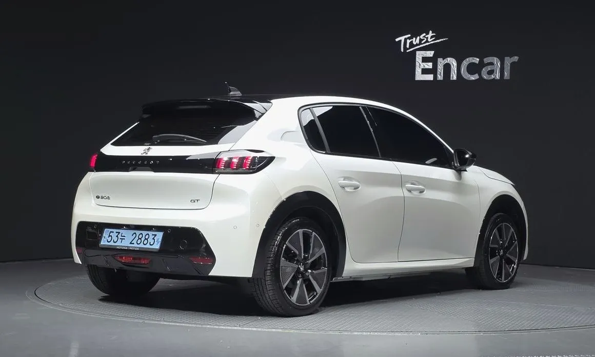 Peugeot 208 2021 из KR, фото 8