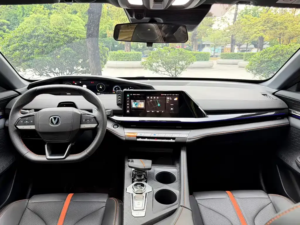 Changan UNI-V 2024 из CN, фото 9