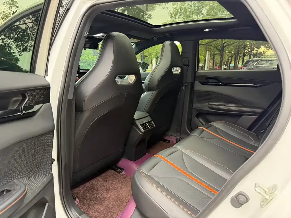 Changan UNI-V 2024 из CN, фото 8